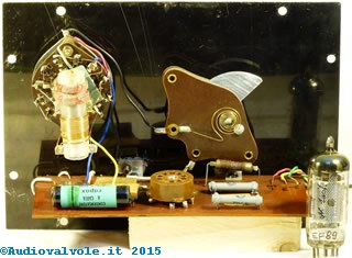 Oscillatore Modulato Scuola Radio Elettra Torino con valvole EF89 smontata