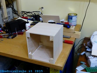 Amplificatore audio per laboratorio elettronico