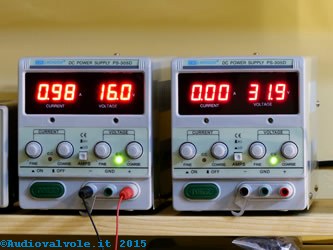 Alimentatore variabile da 0 a 30 volt, da 0 a 5 ampere stabilizzato da laboratorio