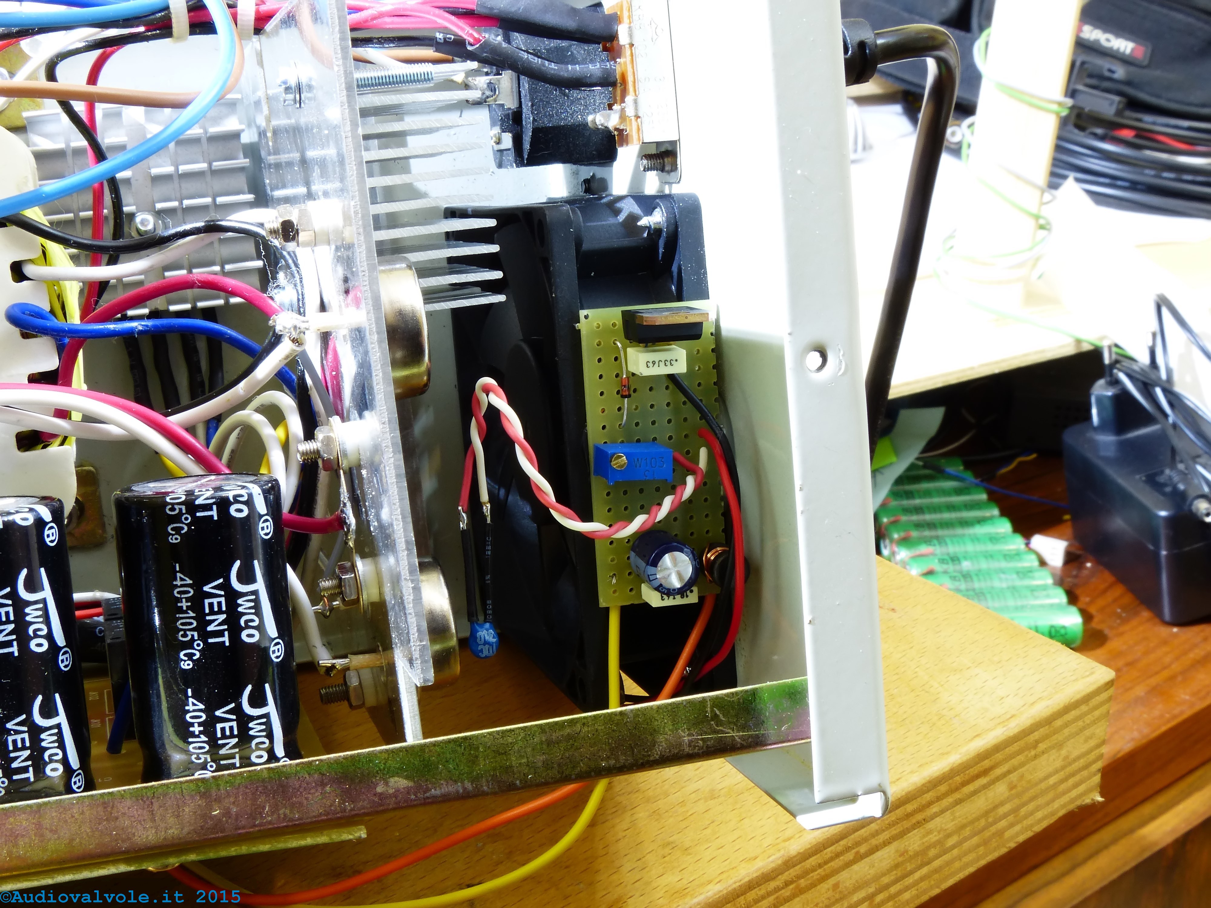 Alimentatore Ps 305d 0 30v 0 5a Per Laboratorio Elettronico Amatoriale Versione Mobile