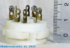 Zoccolo Octal K8A per valvole termoioniche octal