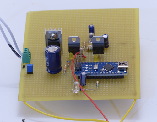 Prototipo circuito di ricarica e test per batterie alcaline