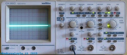 Oscilloscopio utilizzato per eseguire le misure. Si tratta di un oscilloscopio analogico Metrix OX 860 da 100Mhz.