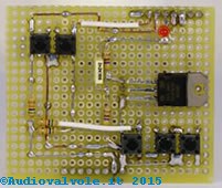 Vista di Arduino uno Shield Strobo visto da sopra.