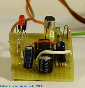 Prototipo del circuito sincronizzatore audio per arduino shield strobo.