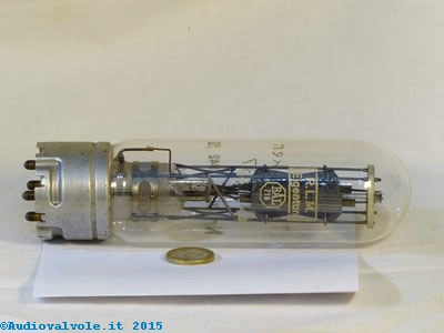 Triodo amplificatore HF per trasmissione RS237 Telefunken