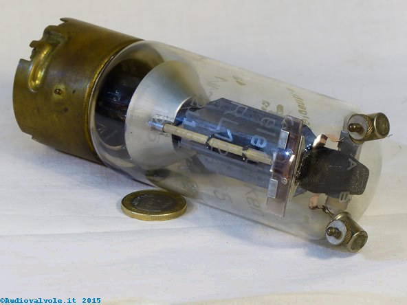 Pentodo di potenza per trasmissione radio Wehrmacht RL12P35